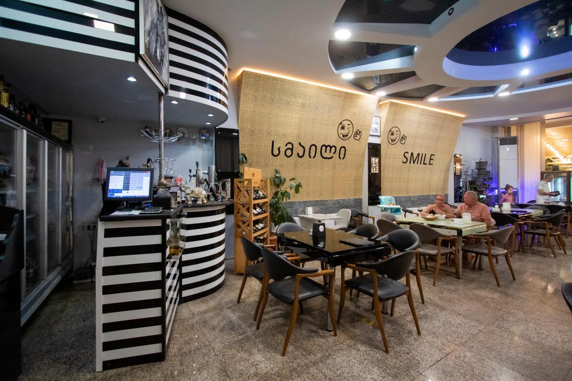 Hotel Smile Kobuleti Luaran gambar