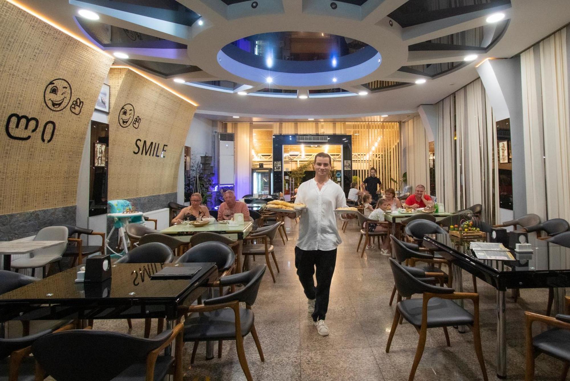 Hotel Smile Kobuleti Luaran gambar