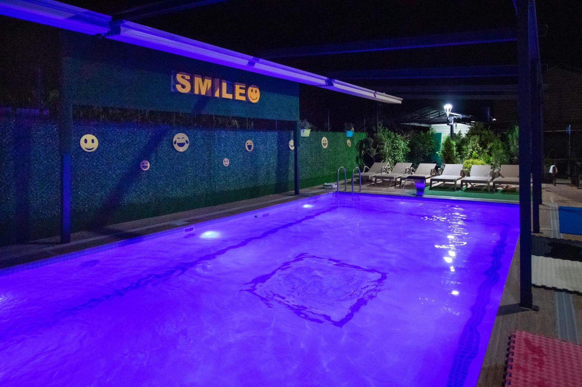 Hotel Smile Kobuleti Luaran gambar