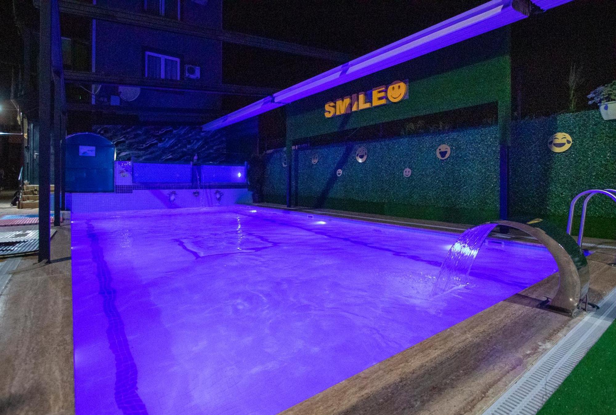 Hotel Smile Kobuleti Luaran gambar